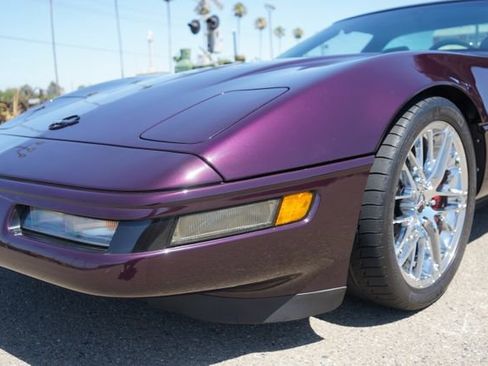 Used 1992 Chevrolet Corvette ZR-1 RWD image 29