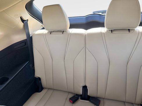 Certified 2023 Acura MDX FWD w/ Technology Package image 12