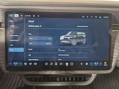 Used 2023 Rivian R1S Launch Edition image 29