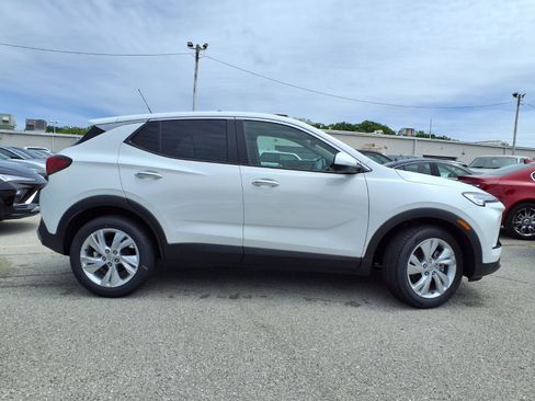 New 2026 Buick Encore GX Preferred FWD image 18