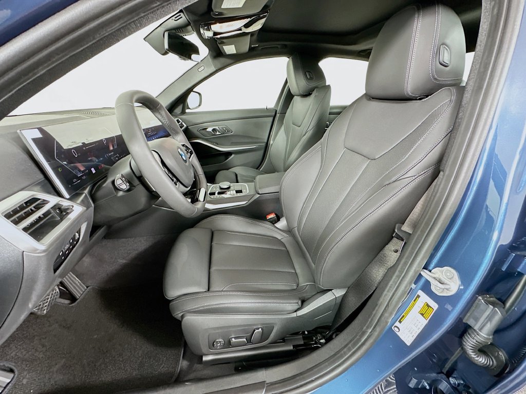 Used 2026 BMW 330i Sedan w/ Convenience Package RWD image 16