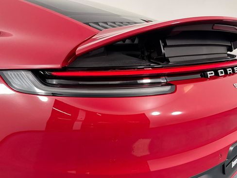 Used 2022 Porsche 911 Carrera S RWD image 40