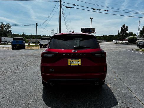 Used 2024 Ford Escape ST-Line FWD image 5