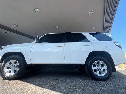 Used 2022 Toyota 4Runner SR5 image 5