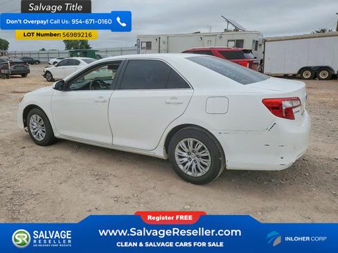 Used 2012 Toyota Camry LE FWD image 3