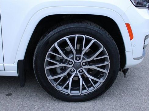 Used 2023 Jeep Grand Cherokee L Summit image 43