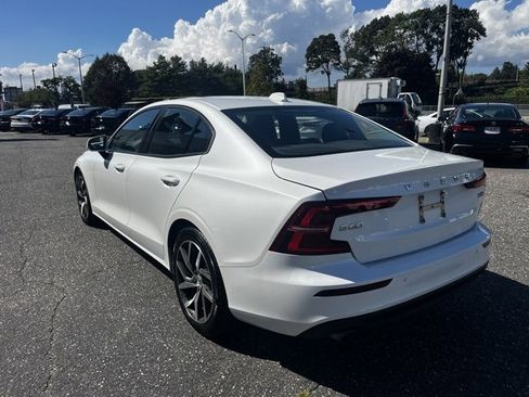 Used 2019 Volvo S60 T6 Momentum image 8