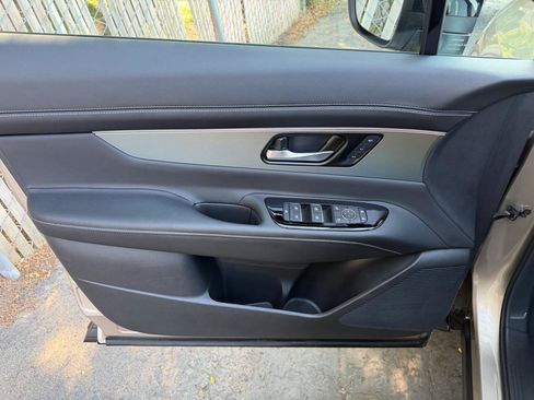 Used 2025 Nissan Murano SL AWD/4WD image 20