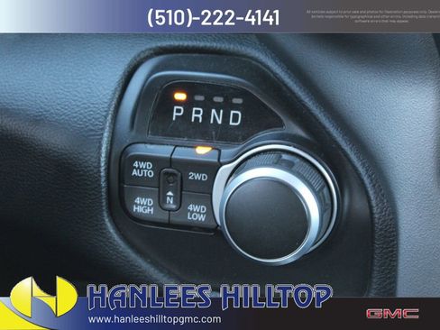 Used 2022 RAM 1500 4x4 Crew Cab image 24