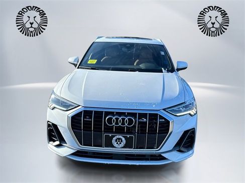 Used 2021 Audi Q3 2.0T Premium Plus w/ Premium Plus Package image 2