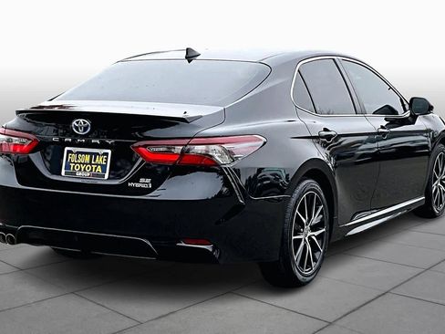 Certified 2022 Toyota Camry SE image 12