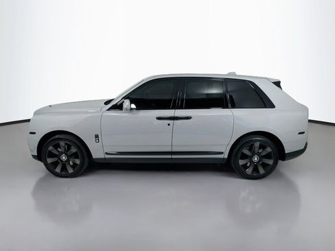 Certified 2021 Rolls-Royce Cullinan AWD/4WD image 3