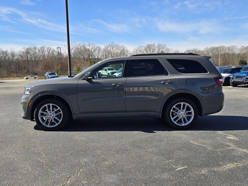Used 2024 Dodge Durango GT image 13