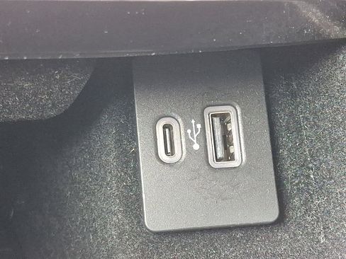 Used 2021 Lincoln Nautilus Reserve w/ Cargo Utility Package image 26