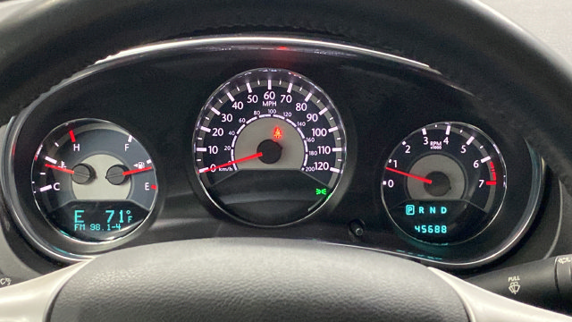 Used 2014 Chrysler 200 Limited FWD image 15