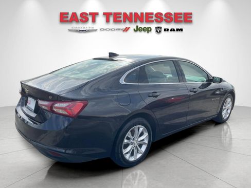 Used 2022 Chevrolet Malibu LT image 3
