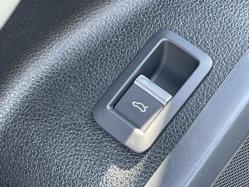 Certified 2023 Audi Q5 2.0T Premium w/ Convenience Package image 19