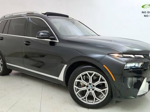 Used 2025 BMW X7 xDrive40i w/ Premium Package AWD/4WD image 15