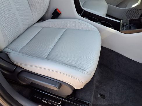 Used 2024 Hyundai Kona Limited AWD/4WD image 19