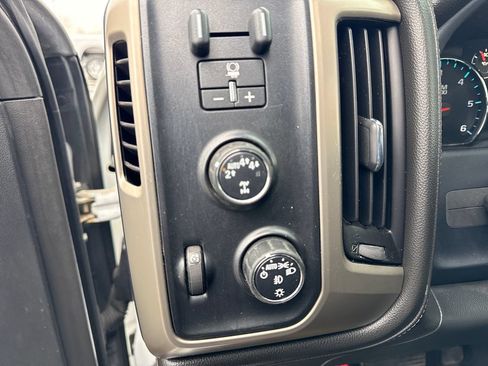 Used 2017 GMC Sierra 1500 Denali AWD/4WD image 18
