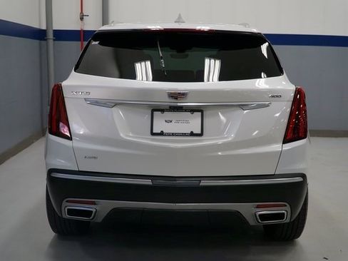 Certified 2022 Cadillac XT5 Premium Luxury w/ Technology Package image 6