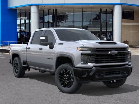 New 2026 Chevrolet Silverado 2500 Custom w/ Custom Value Package AWD/4WD image 7
