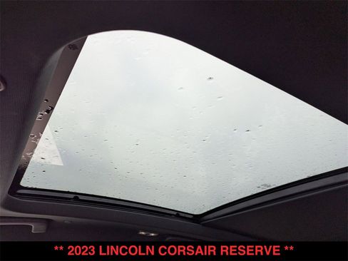 Used 2023 Lincoln Corsair Reserve w/ Equipment Group 201A image 2