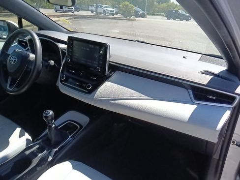 Used 2022 Toyota Corolla XSE FWD image 32