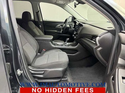 Used 2019 Chevrolet Traverse LT image 22