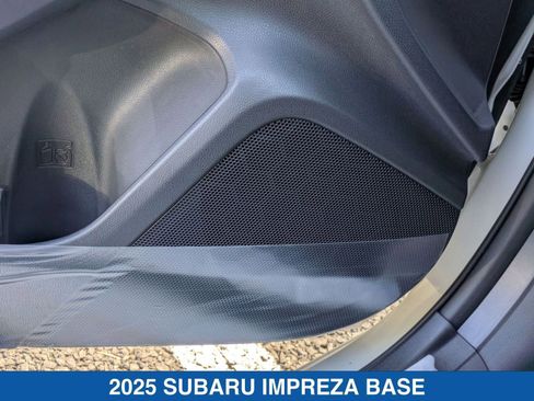 Certified 2025 Subaru Impreza 2.0i image 14