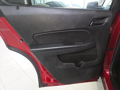 Used 2015 Chevrolet Equinox LT w/ Driver Convenience Package image 19