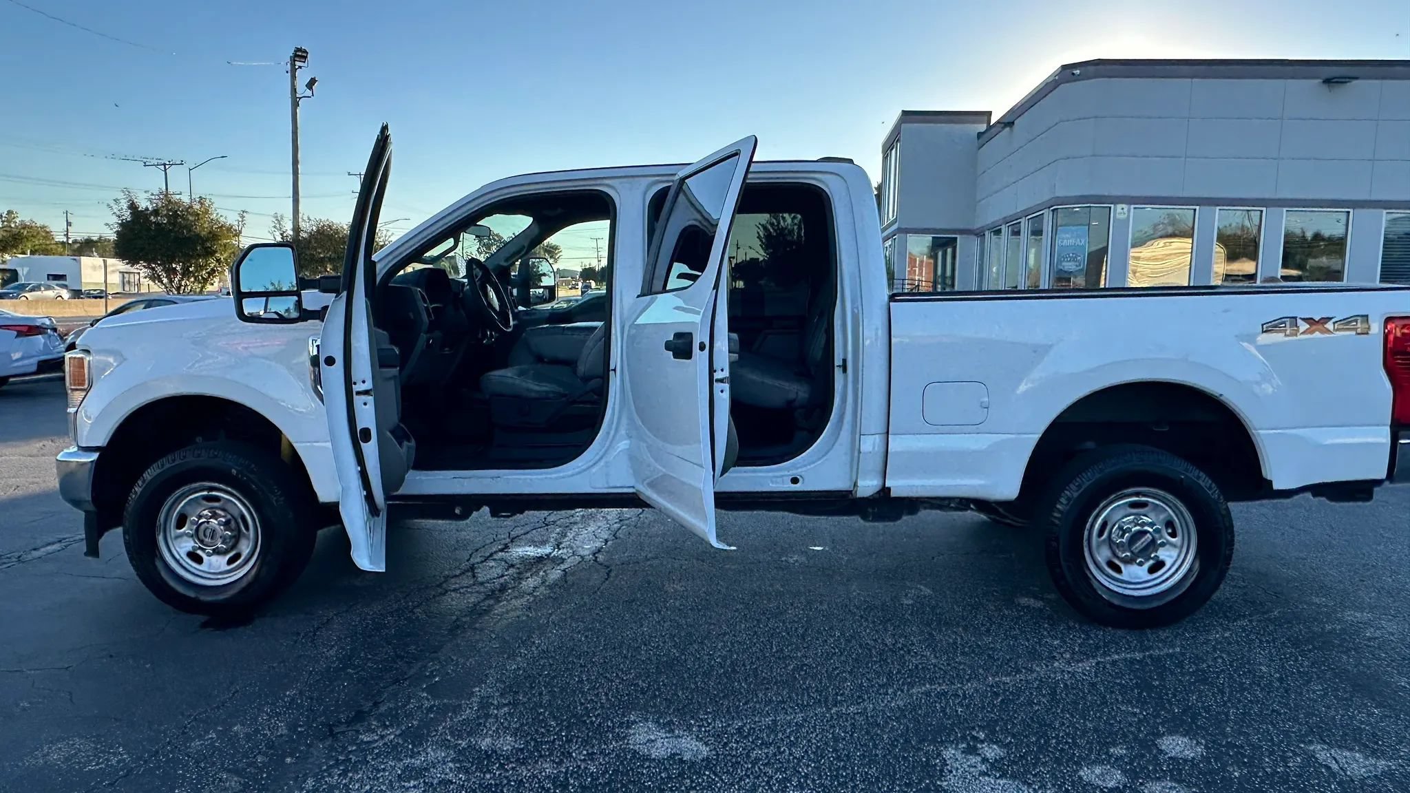 Used 2021 Ford F250 XL w/ Power Equipment Group AWD/4WD image 11