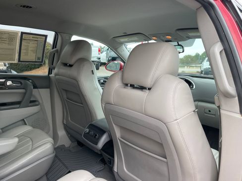 Used 2014 Buick Enclave Leather w/ Trailering Provision Package image 27