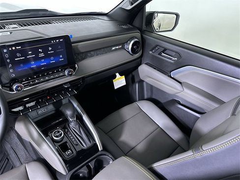 New 2026 Chevrolet Colorado ZR2 w/ Technology Package image 35