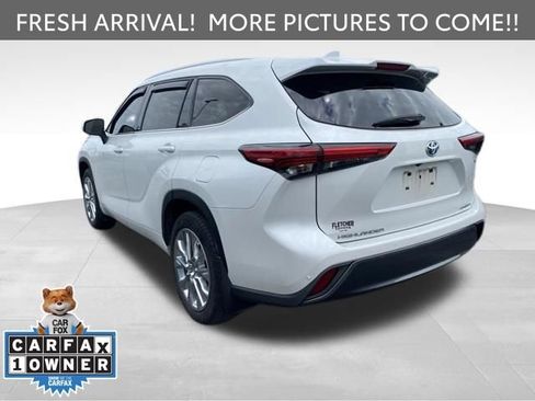 Used 2022 Toyota Highlander Limited AWD/4WD image 6