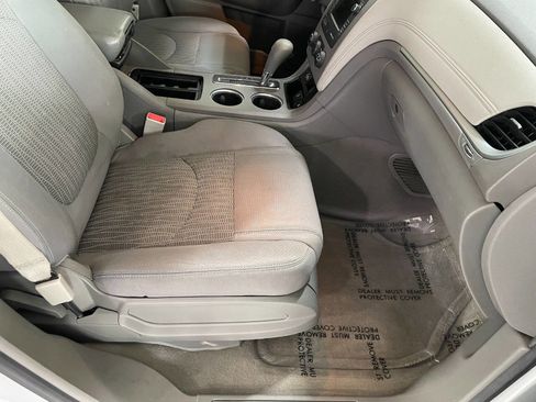 Used 2016 Chevrolet Traverse LS image 33