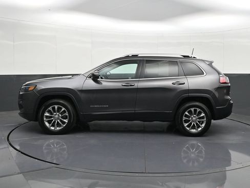 Used 2019 Jeep Cherokee Latitude Plus AWD/4WD image 2