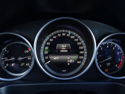 Used 2015 Mercedes-Benz E 350 4dr Sdn E 350 Sport 4MATIC image 24