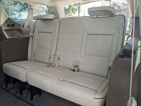 Used 2023 GMC Yukon XL Denali w/ Denali Reserve Package image 22