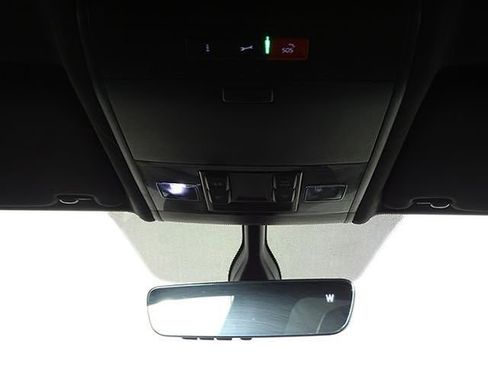 Used 2022 Volkswagen Atlas Cross Sport SE image 28