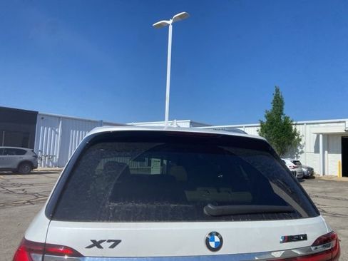 Used 2019 BMW X7 xDrive50i w/ Dynamic Handling Package AWD/4WD image 4