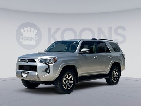 Used 2024 Toyota 4Runner TRD Off-Road Premium AWD/4WD image 1