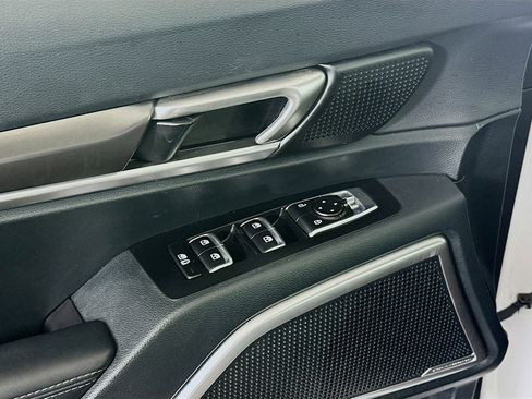 Used 2025 Kia Telluride S image 15