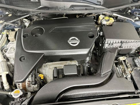 Used 2013 Nissan Altima 2.5 SV FWD image 31
