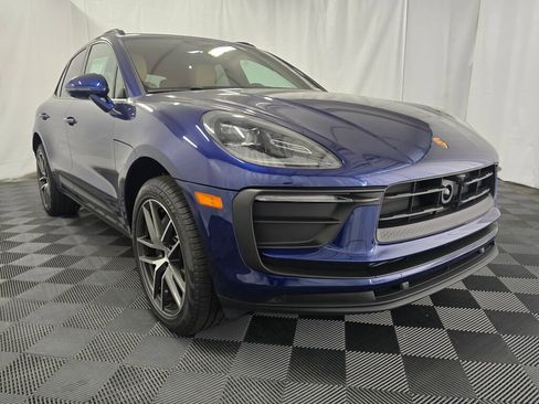 New 2026 Porsche Macan AWD/4WD image 9