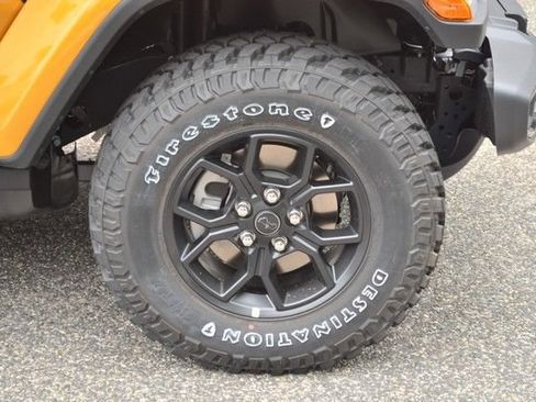New 2026 Jeep Gladiator Sport AWD/4WD image 10