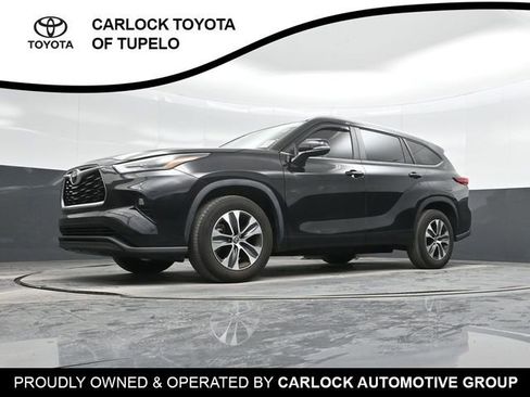 Used 2023 Toyota Highlander XLE image 46