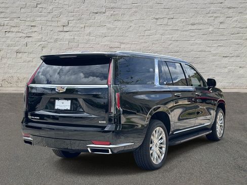 Certified 2024 Cadillac Escalade ESV Premium Luxury w/ Performance Package AWD/4WD image 5