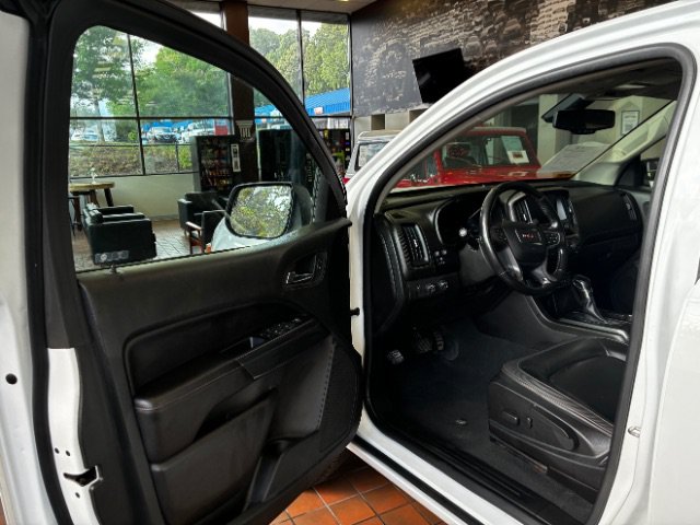 Used 2022 GMC Canyon AT4 AWD/4WD image 14