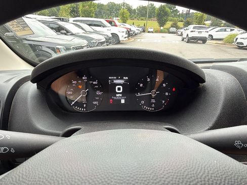 Used 2025 RAM ProMaster 2500 FWD image 19